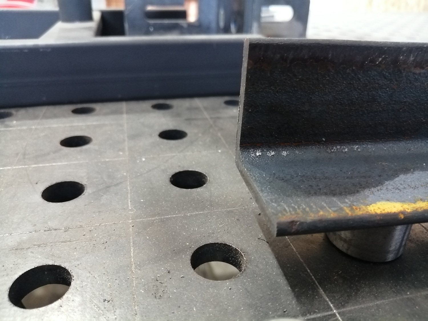 Лазерная резка листового металла